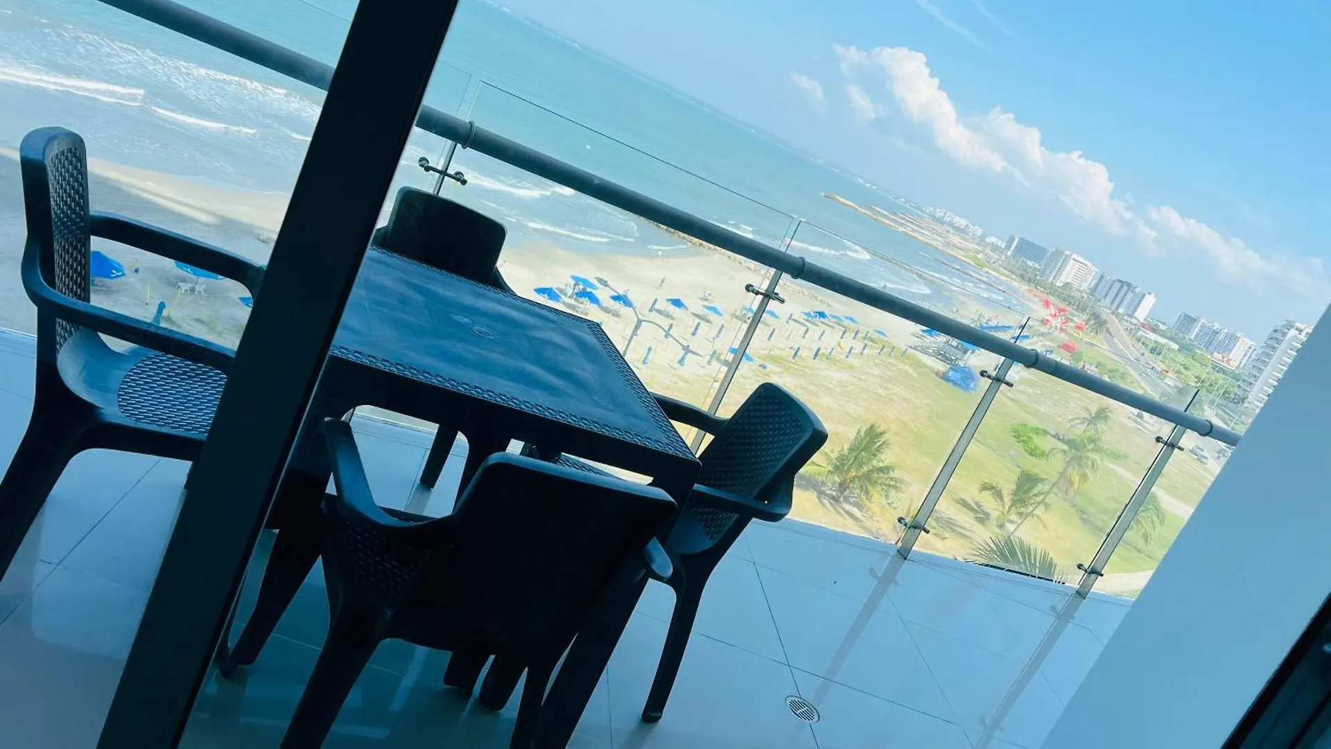 Luxury Beachfronts Condos En Cartagena En Bocagrande Y Marbella Colombia