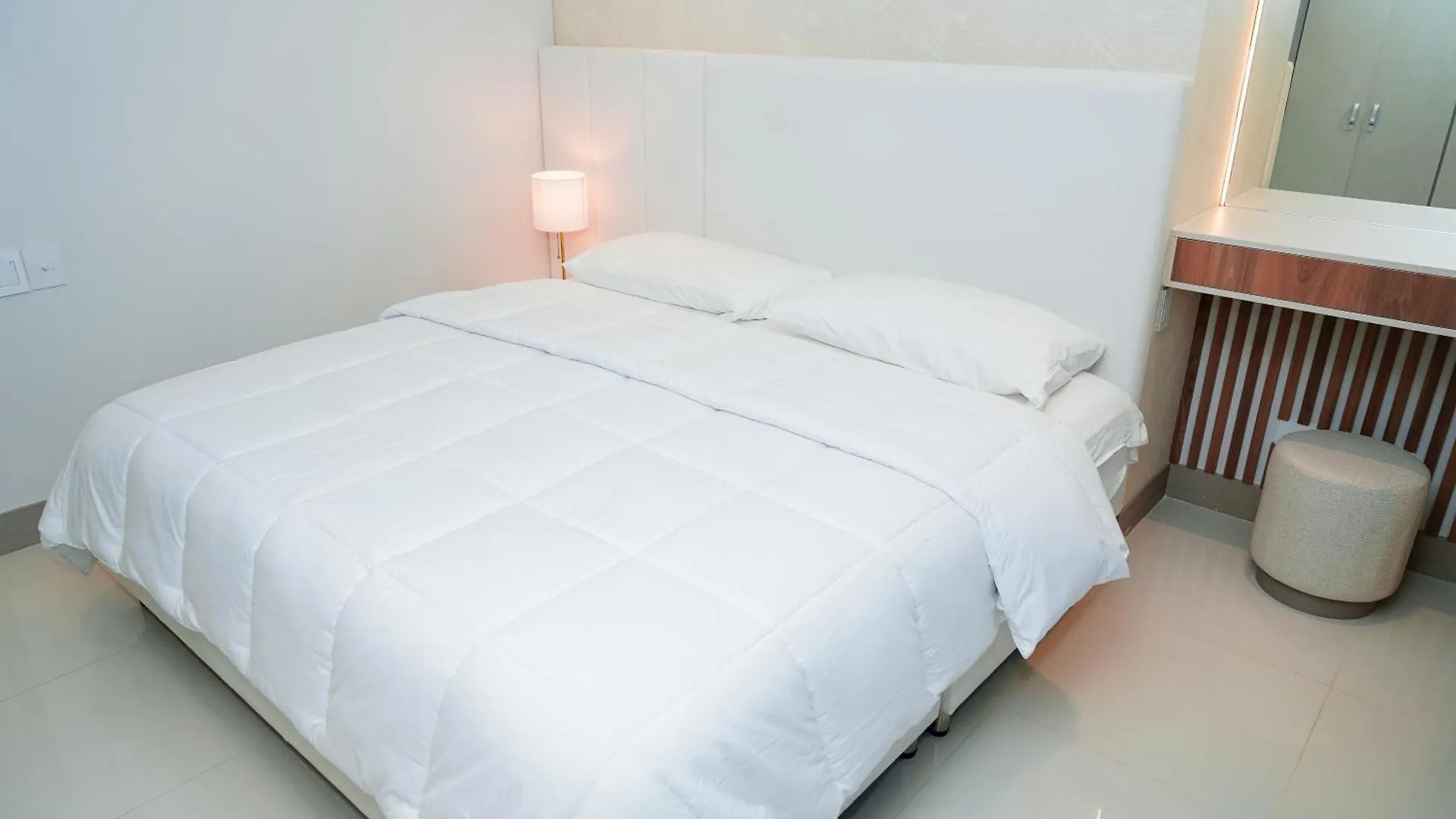 Luxury Beachfronts Condos En Cartagena En Bocagrande Y Marbella