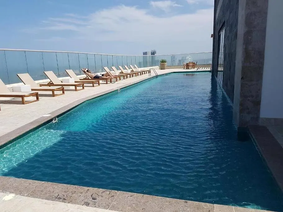Luxury Beachfronts Condos En Cartagena En Bocagrande Y Marbella